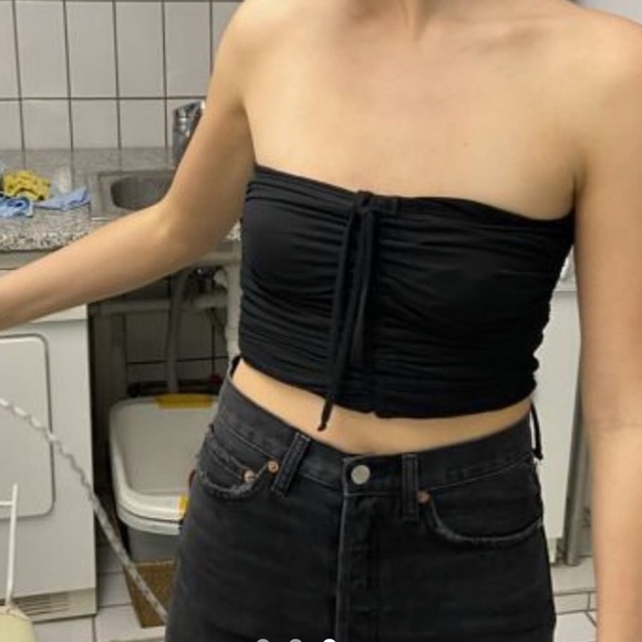 Urban outfitters ruched tube top - Picture 2 of 3